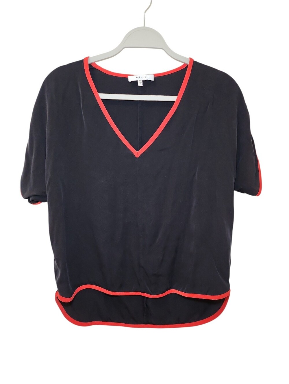 Milly 92% SilkBlack V-Neck Top with Red Trim Blouse Sz Meduim
